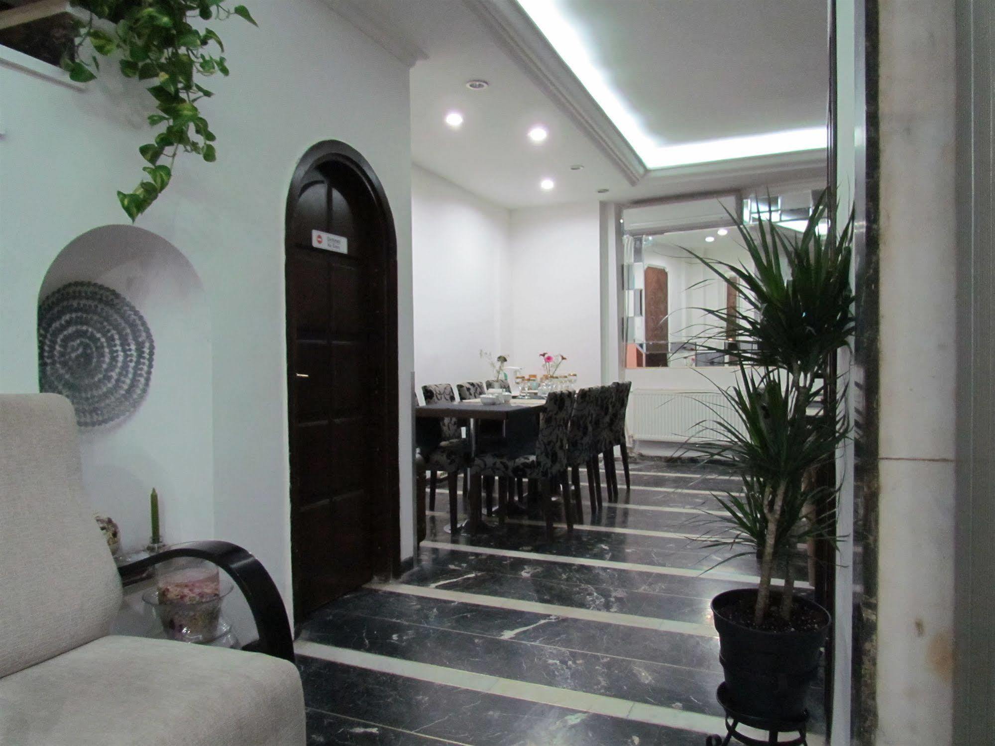 Promise Hotel Istanbul Bagian luar foto