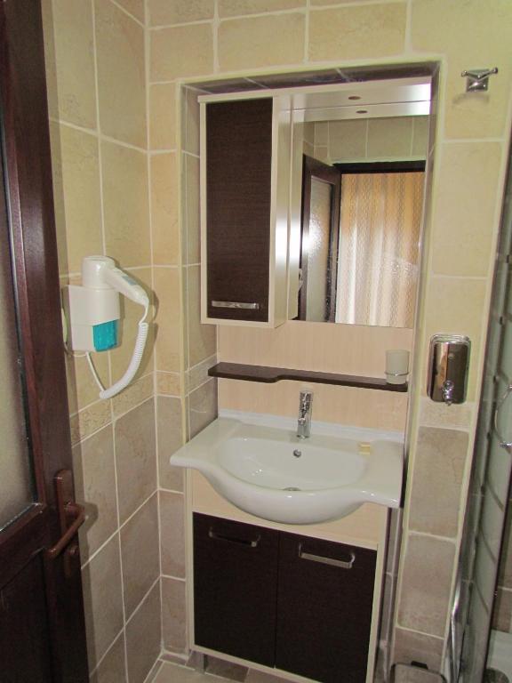 Promise Hotel Istanbul Bagian luar foto